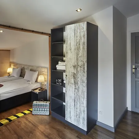 Loft Piotrkowska By Good Time Aparthotel Lodž